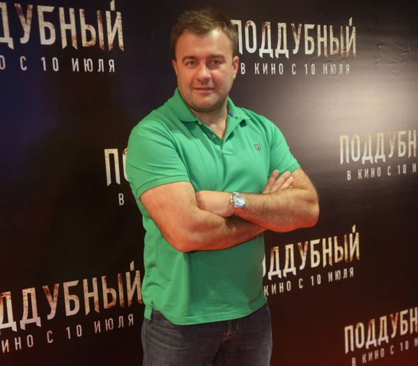 «Актёры всегда хотят быть первыми»: Михаилу Пореченкову исполняется 55 лет8